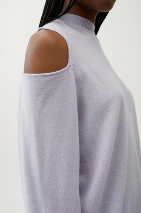 SWEATER2.png