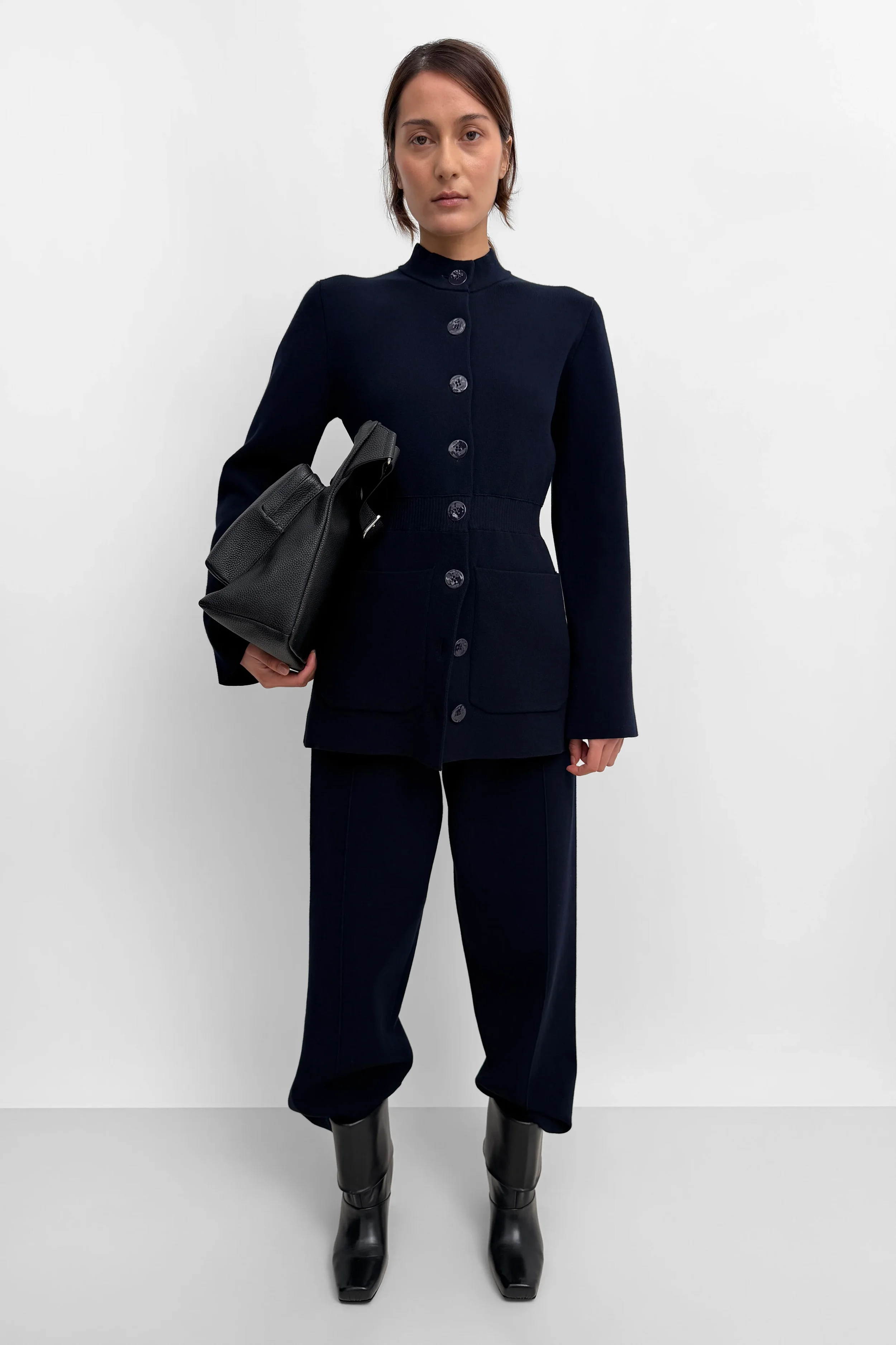 RodebjerYeom_DarkNavy_1_7.webp