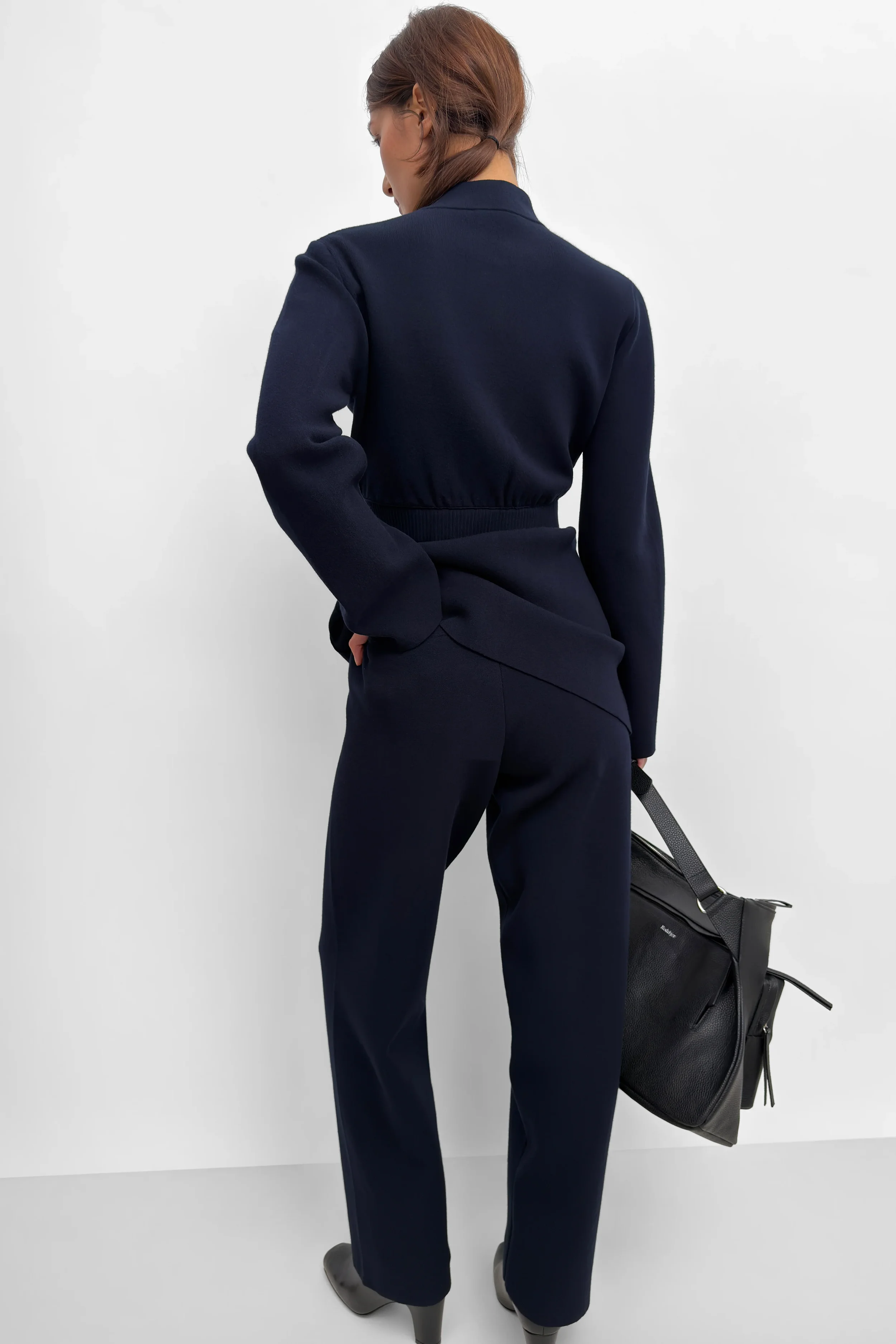 RodebjerYeom_DarkNavy_1_44.webp