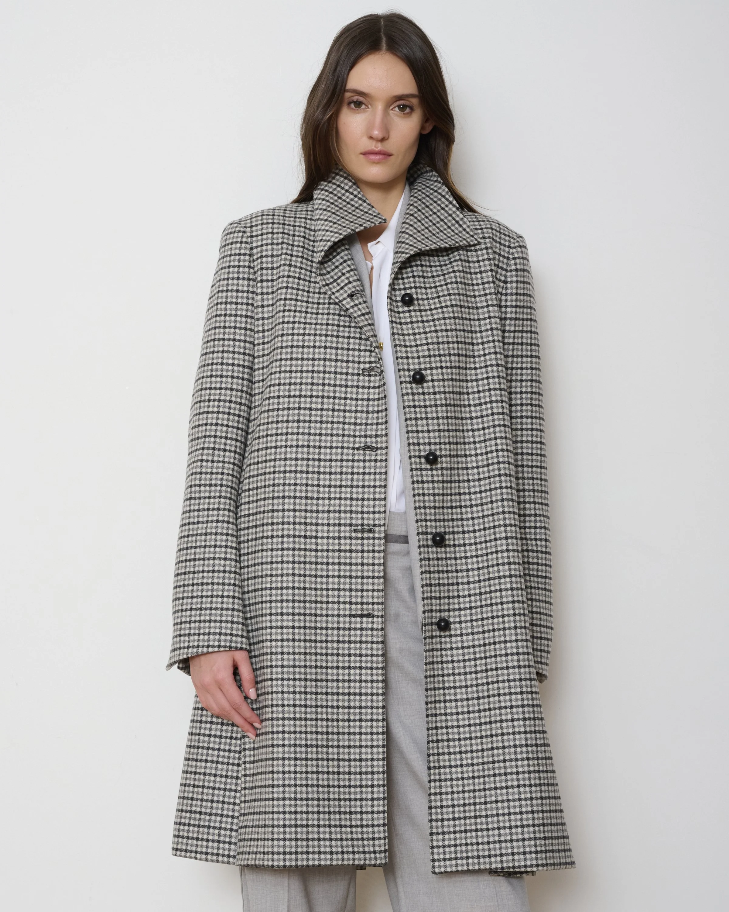RCT0268-THE-GATSBY-COAT-062_GREY-CHECK_LIFESTYLE-2.jpg