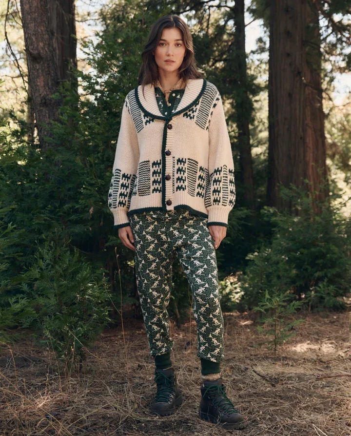 THE-GREAT-LOOK-2-THE-SLOPE-HENLEY-SPRUCE-THE-UNION-LONG-JOHN-SPRUCE-THE-CHALET-CARDIGAN-CREAM-FOREST-0059_720x.webp