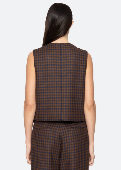 VEST1.png