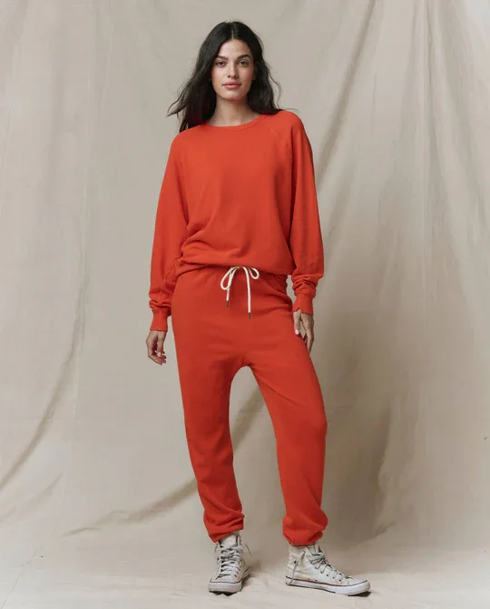 THE-GREAT-Look-19-THE-COLLEGE-SWEATSHIRT-PERSIMMON-THE-STADIUM-SWEATPANT-PERSIMMON-1188_540x.webp