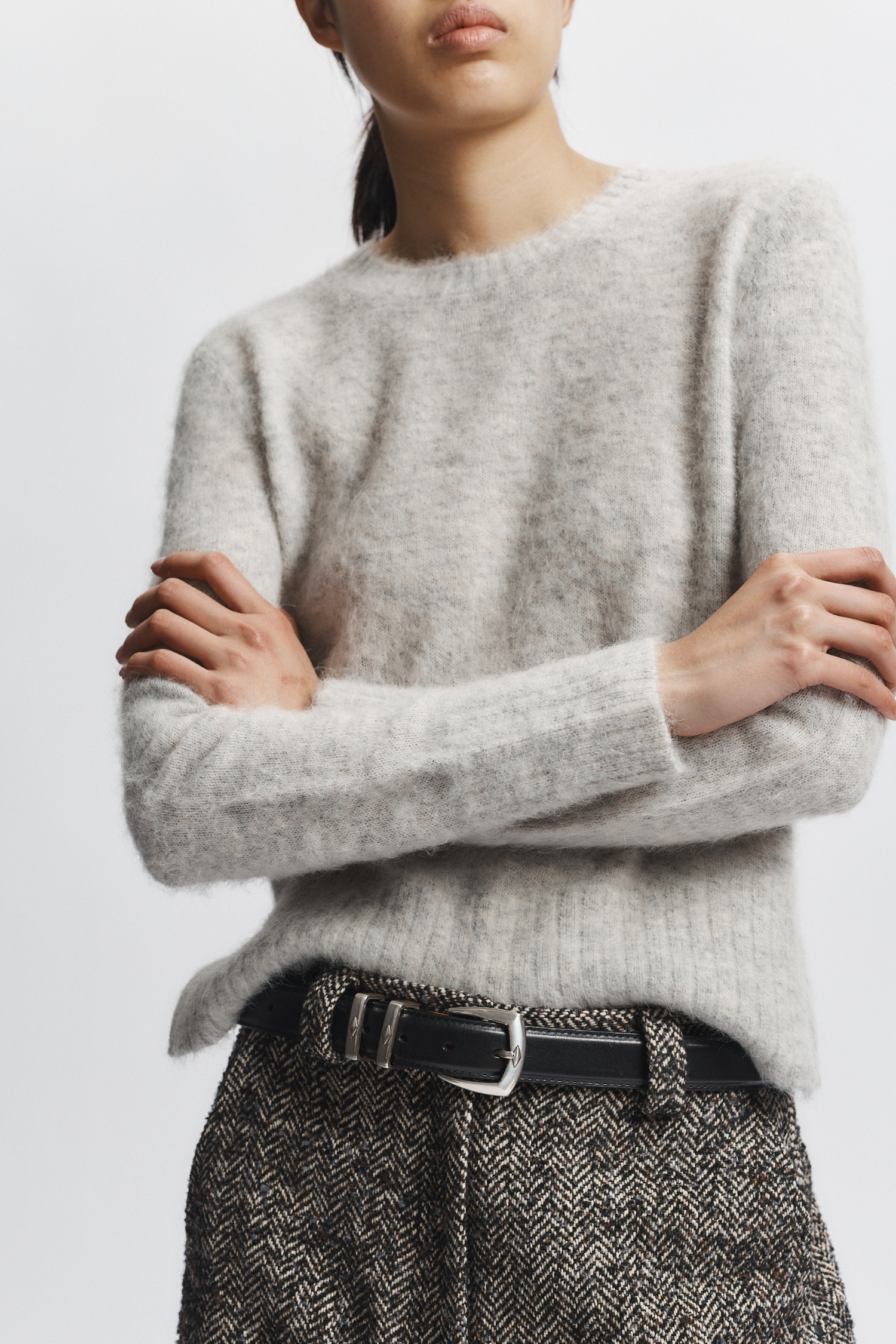RAYLAN SWEATER