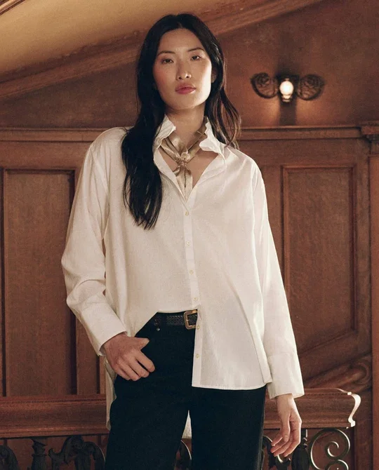 THE-GREAT-LOOK-37-THE-RUFFLE-NECK-SHIRT-WHITE-THE-WAYNE-JEAN-BLACK-THE-PLEATED-SCARF-GOLD-SHIMMER-14491_540x.webp (Copy)