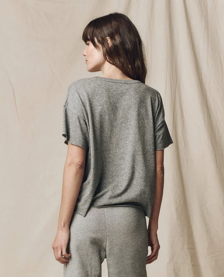 THE-GREAT-LOOK-36-THE-CROP-TEE-HEATHER-GREY-THE-WIDE-LEG-CROPPED-SWEATPANT-VARSITY-GREY_-1883_720x.webp (Copy)