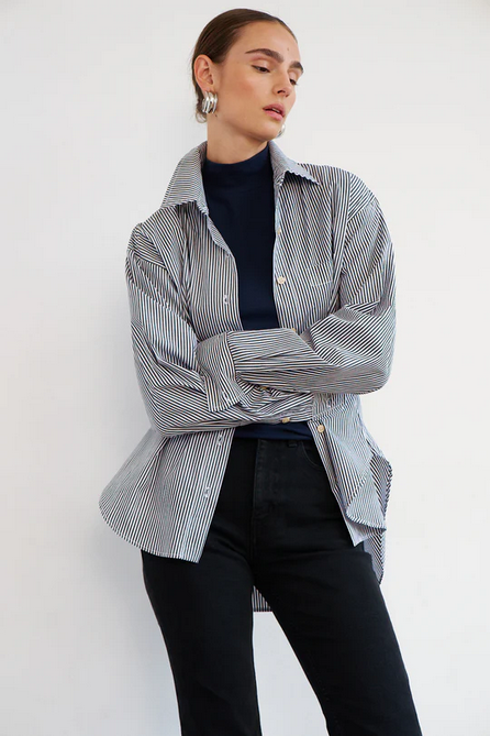 THE WEEKEND SHIRT
