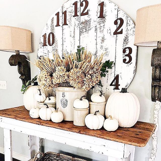 I love this #falldecor I&rsquo;m really into the white pumpkins right now. The clock is a perfect focal point in this ensemble. Thank you @antiquefarmhouse for posting! #📷 @shegaveitago