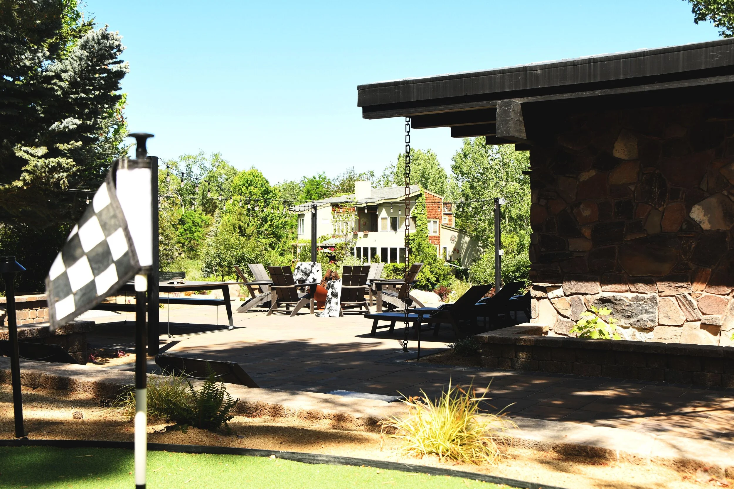 4 Creative Ideas for Personalized Front Yard and Backyard Landscaping in Las Vegas NV