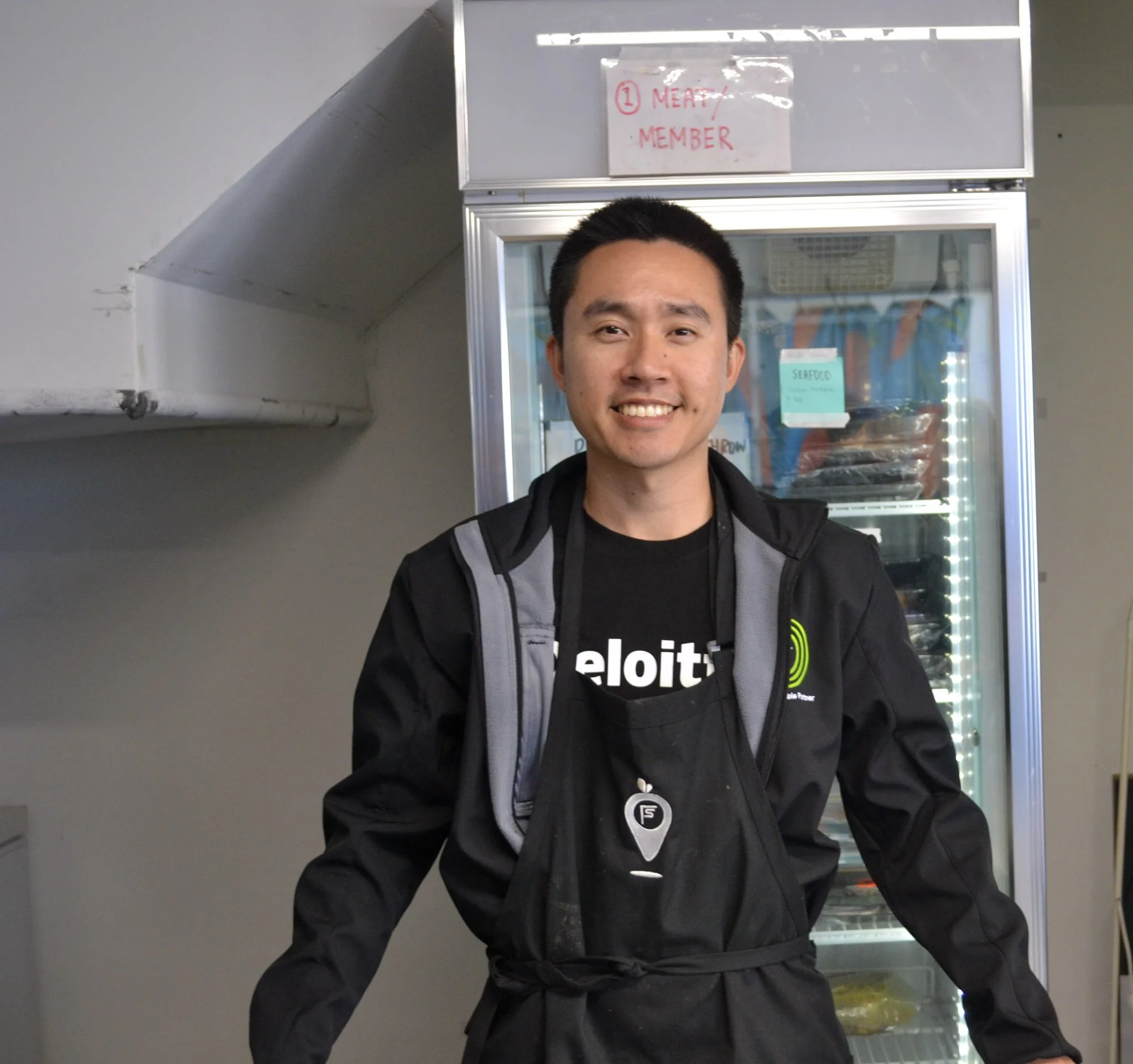 Market_Smiling_Deloitte.jpg