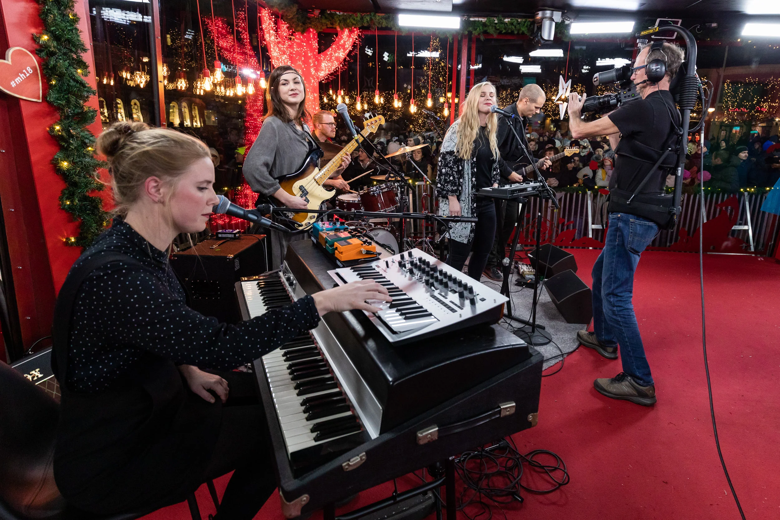 We Float live at Musikhjälpen