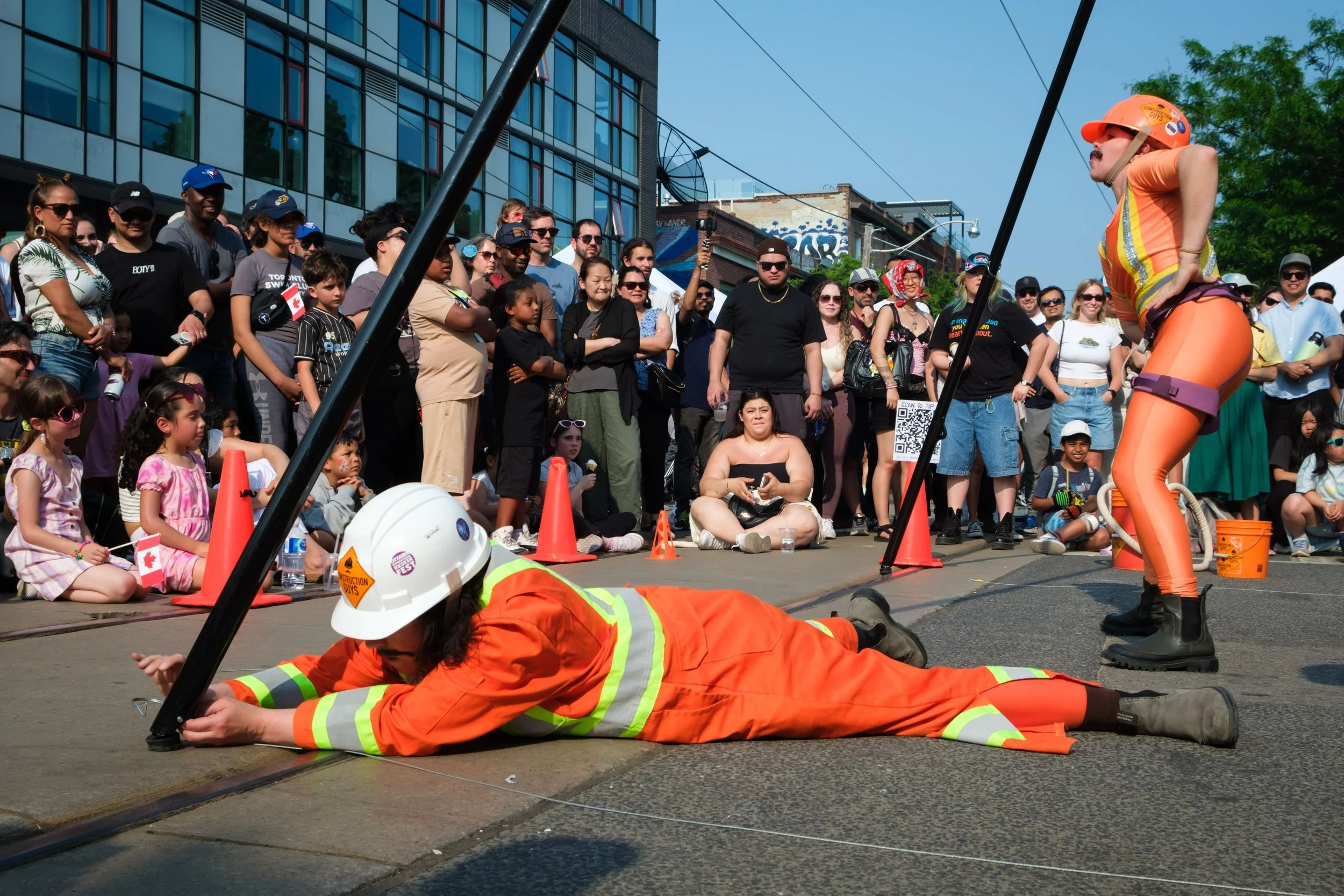 Construction Guys at Ottawa Buskerfest
