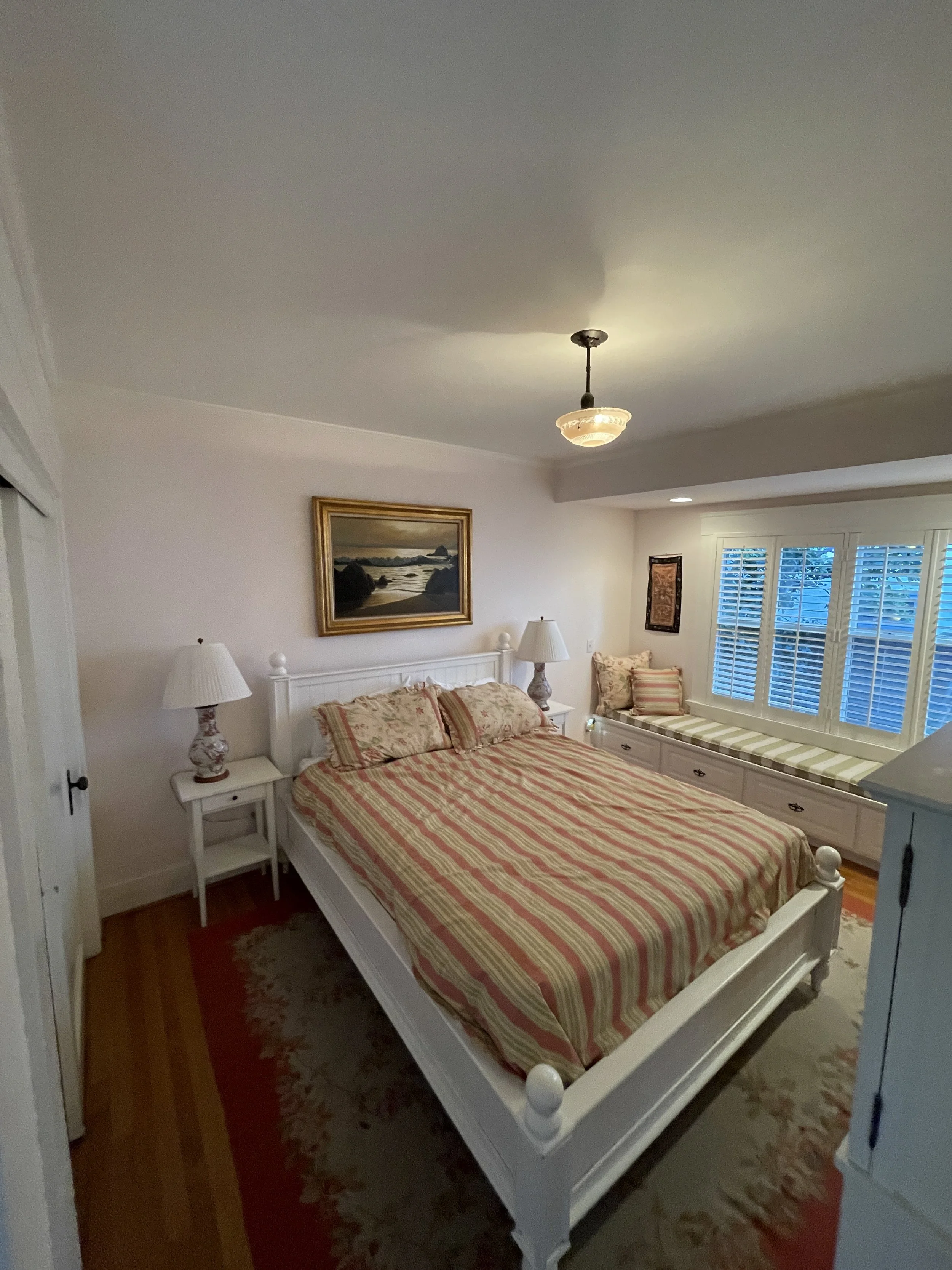 Pink Room – Private Bath