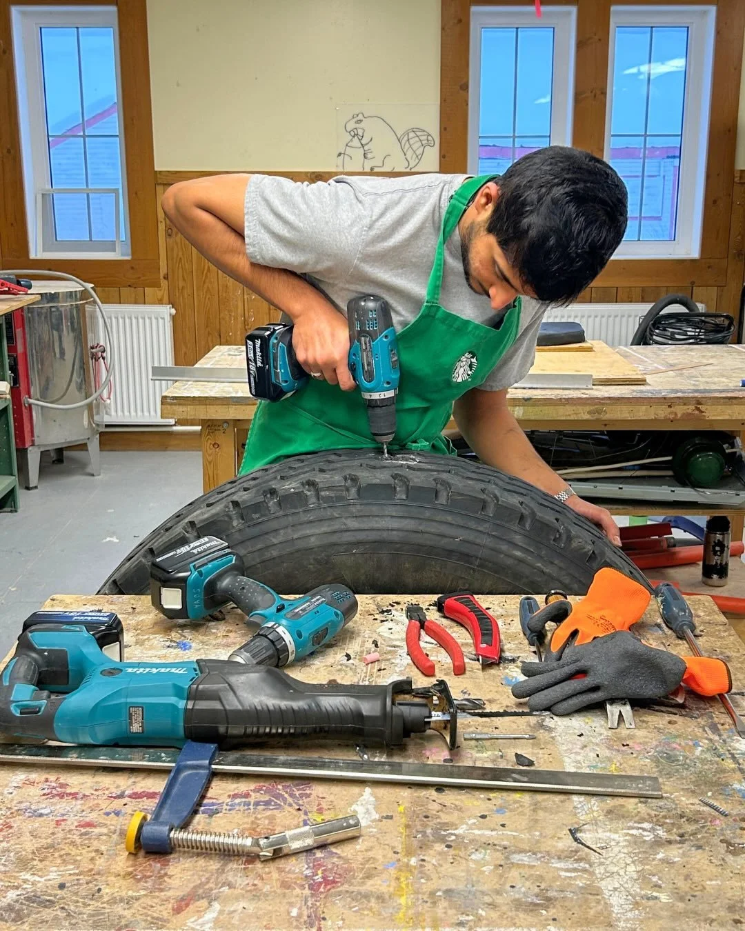 🛷Join us the Friday, February 6 for DUMP RUN 2026 as Foundation Year Program students put their transportation sleds/contraptions/movement devices to the test as part of @shiverartsfest ! This spectacle/performance/event will take place from 2-4 pm 