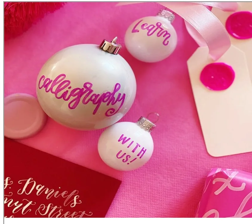 Modern Calligraphy &amp; Ornament Lettering for Beginners 