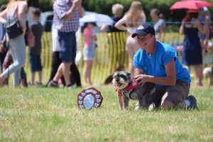 Merlin with mum Jan, winning the Dog of Courage Award, DBARC. (Photo credit, Freya Northrup)
