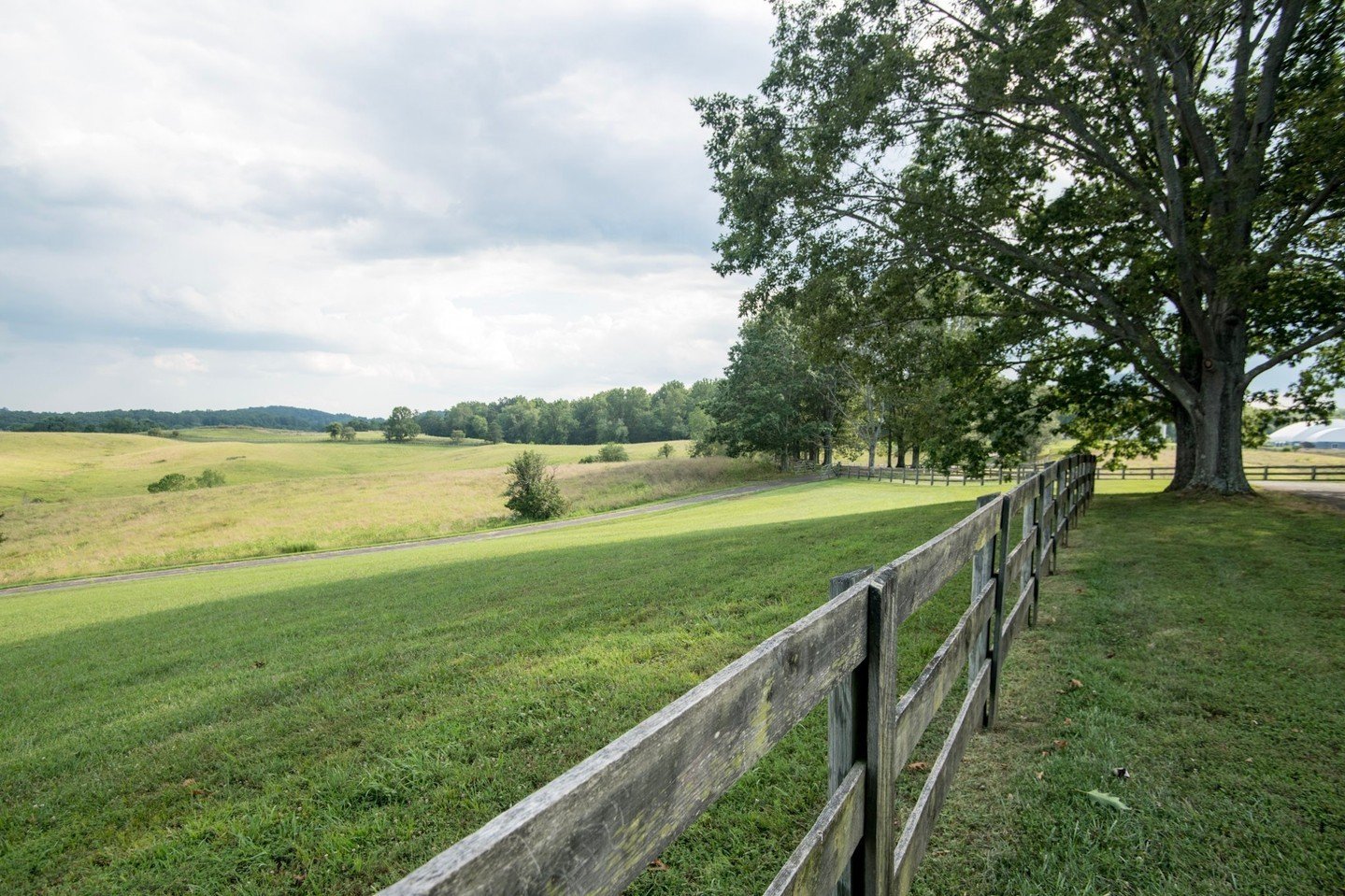 Whether you come for a wedding, corporate retreat, or vacation, you'll love the Meadows at Castleton with our 5 miles of private, paved paths, beautiful gardens, and peaceful views - plus tennis, boating, an indoor swimming pool, and so much more. Fi