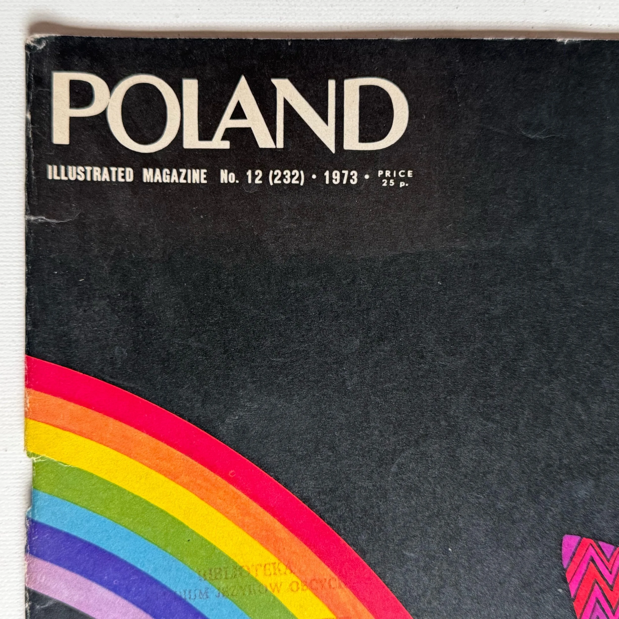 original vintage 1973 (no 12/232) Poland Magazine, with cover designed by Victor Hugo Ruiz Irazabal