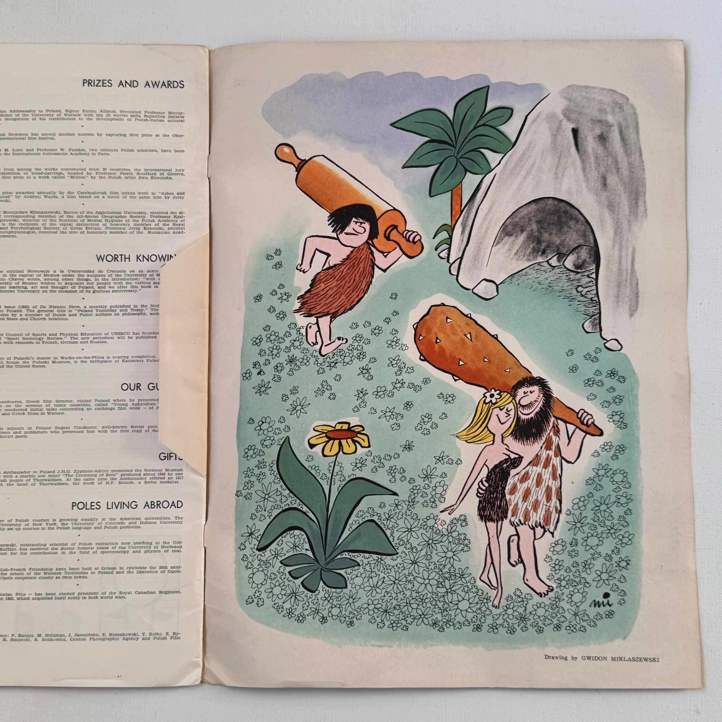 Original vintage 1965 Poland Magazine, with cover designed by Aleksandra Jachtoma