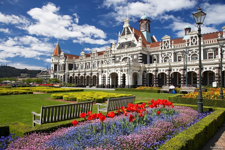 U112-Dunedin-Railway-Station-Central-Otago-David-Wall.jpg