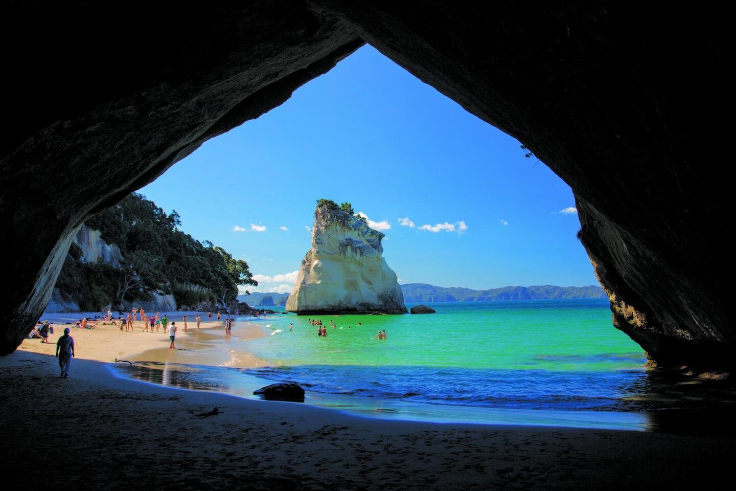 cathedral cove.jpg