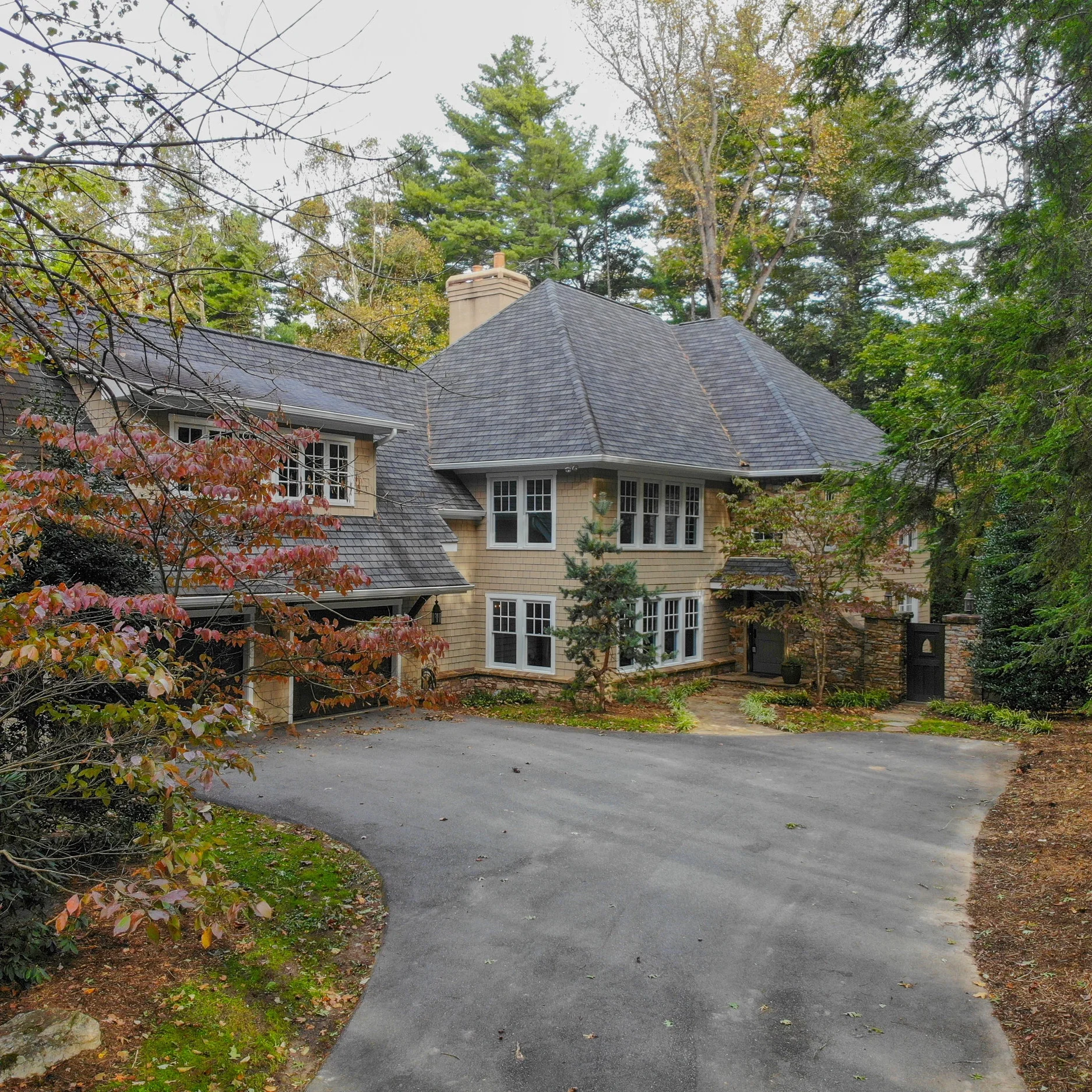 Asheville Real Estate - 10 Country Club Trail - NEST Realty