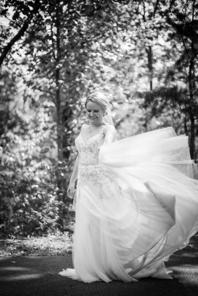 Gatlinburg mountain wedding bride swaying wedding gown