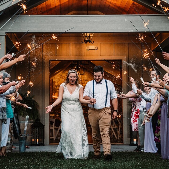 Reflections in the Pond Wedding | Rebekah + Logan