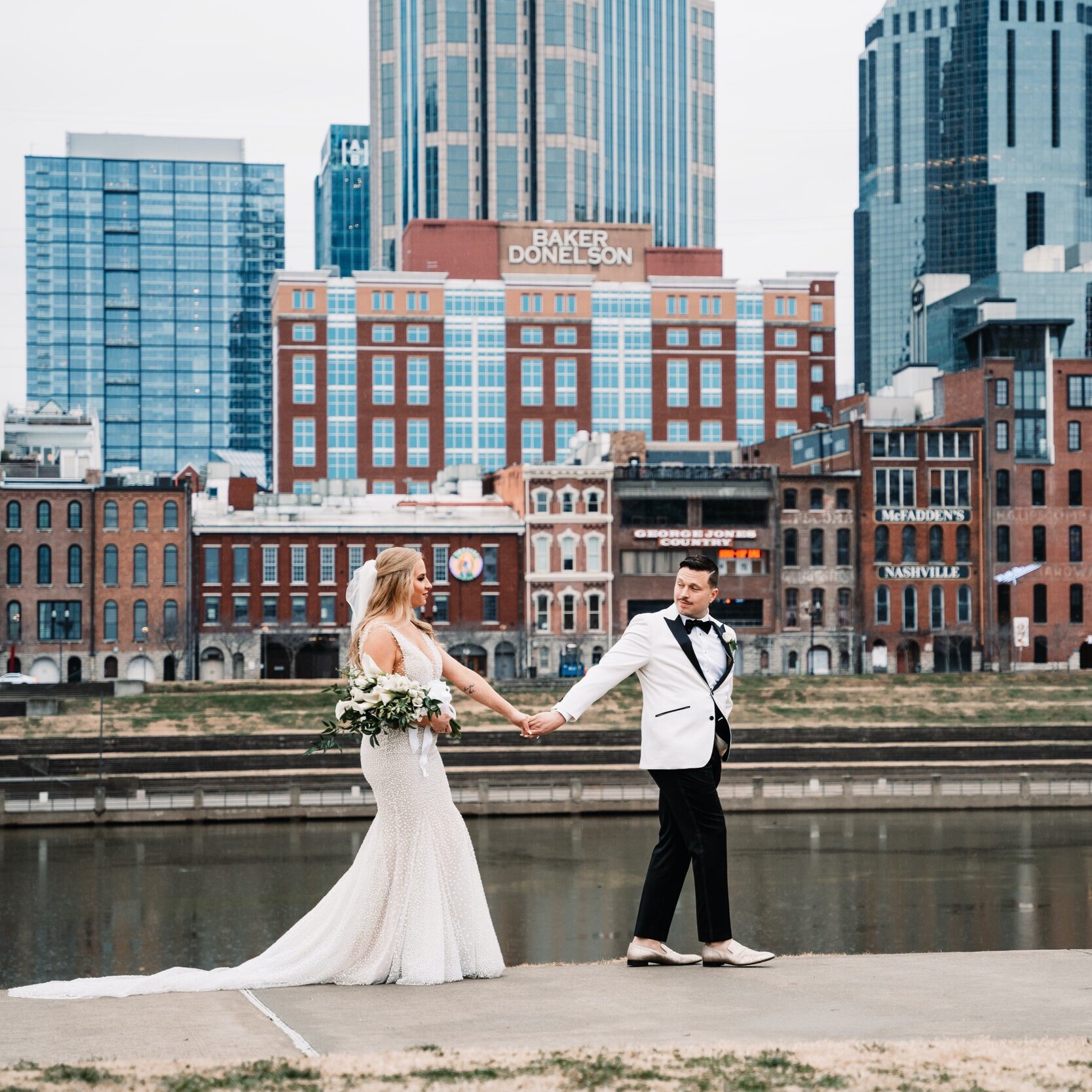 The Bridge Building Wedding | Jessica + Patrik