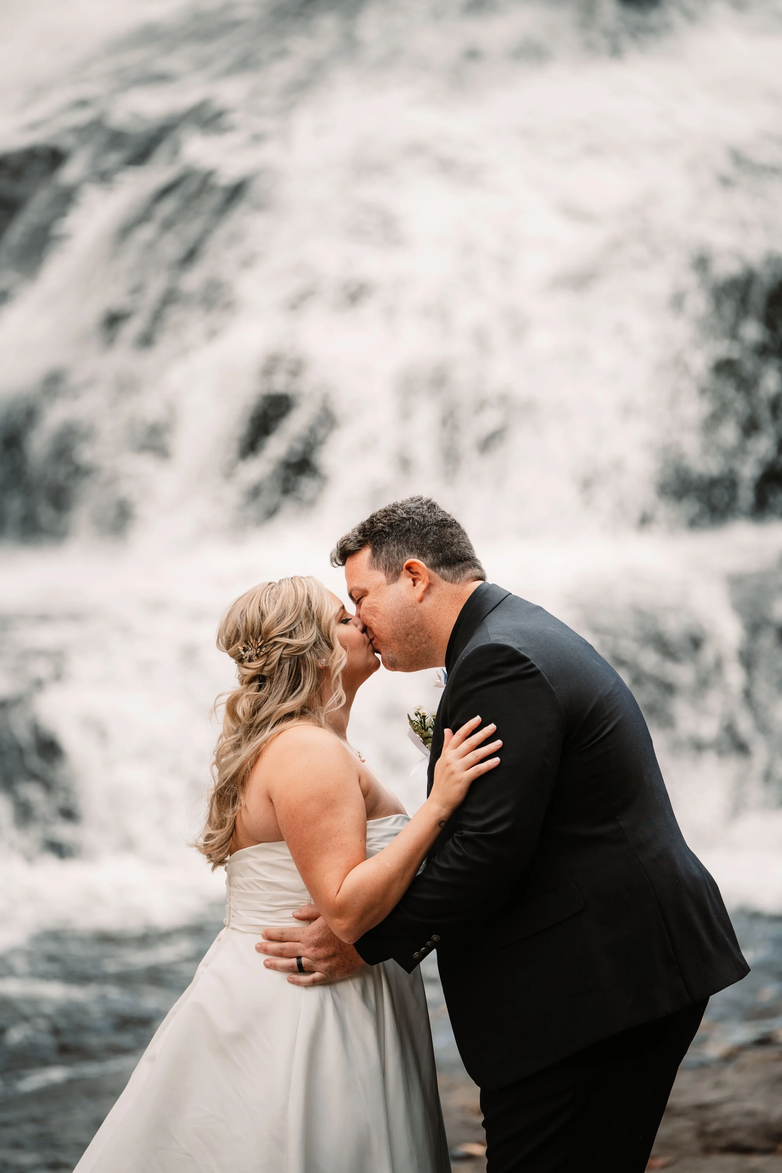 asheville-elopement-photographer17.jpg