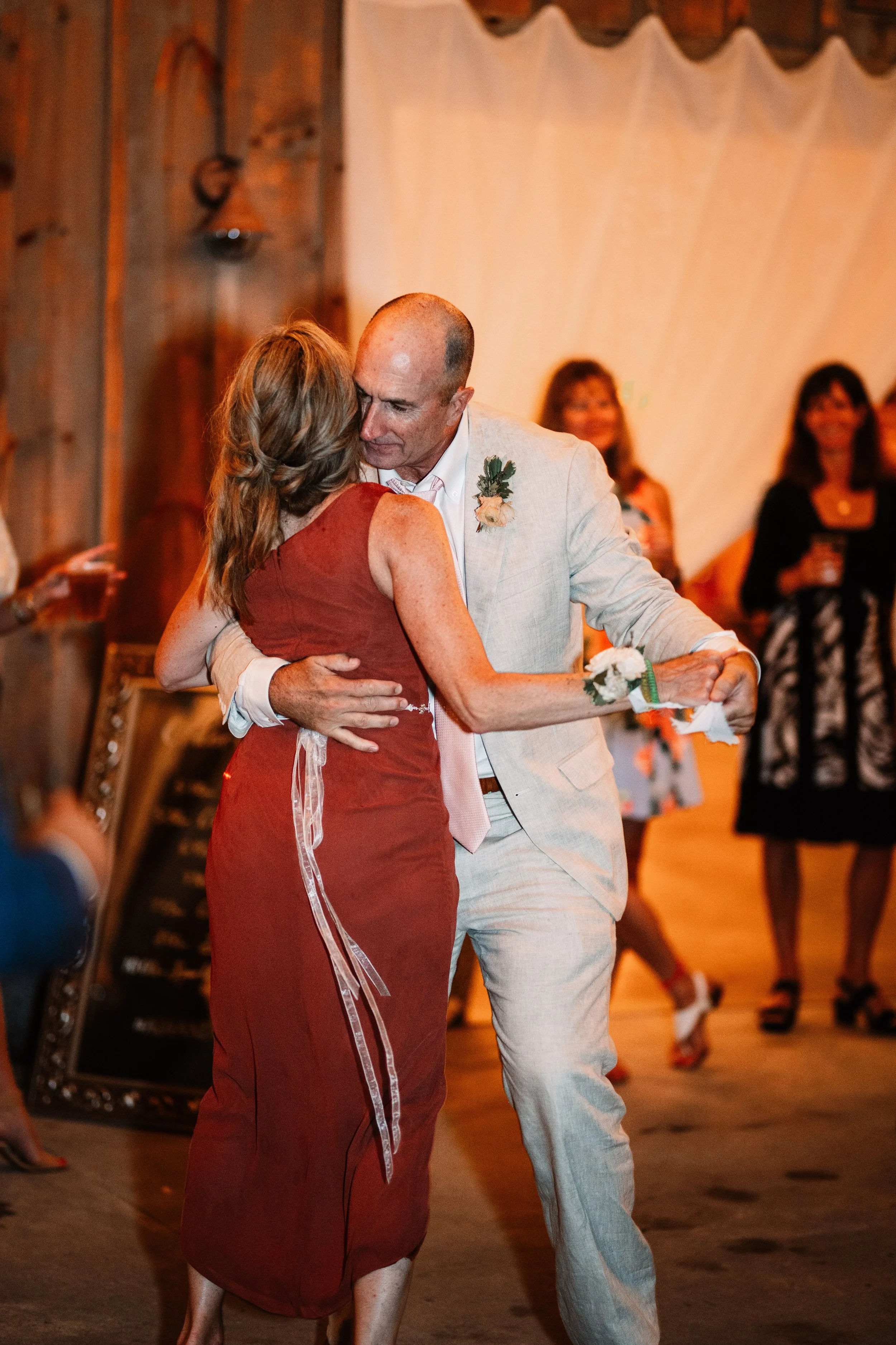 claxton-farm-wedding239.jpg