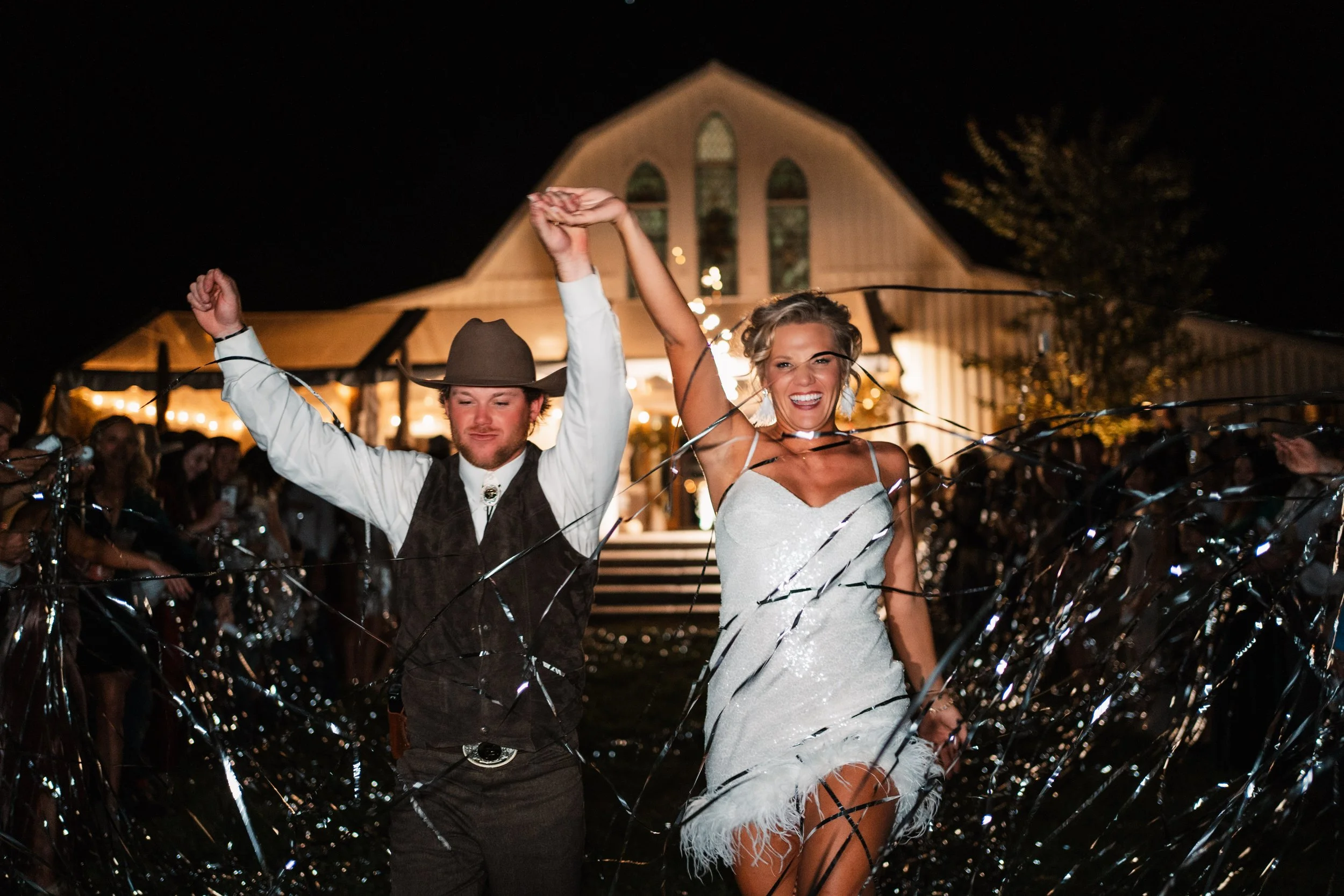 Kinsleeshop Farm Wedding in Statesville, NC | Callista + West