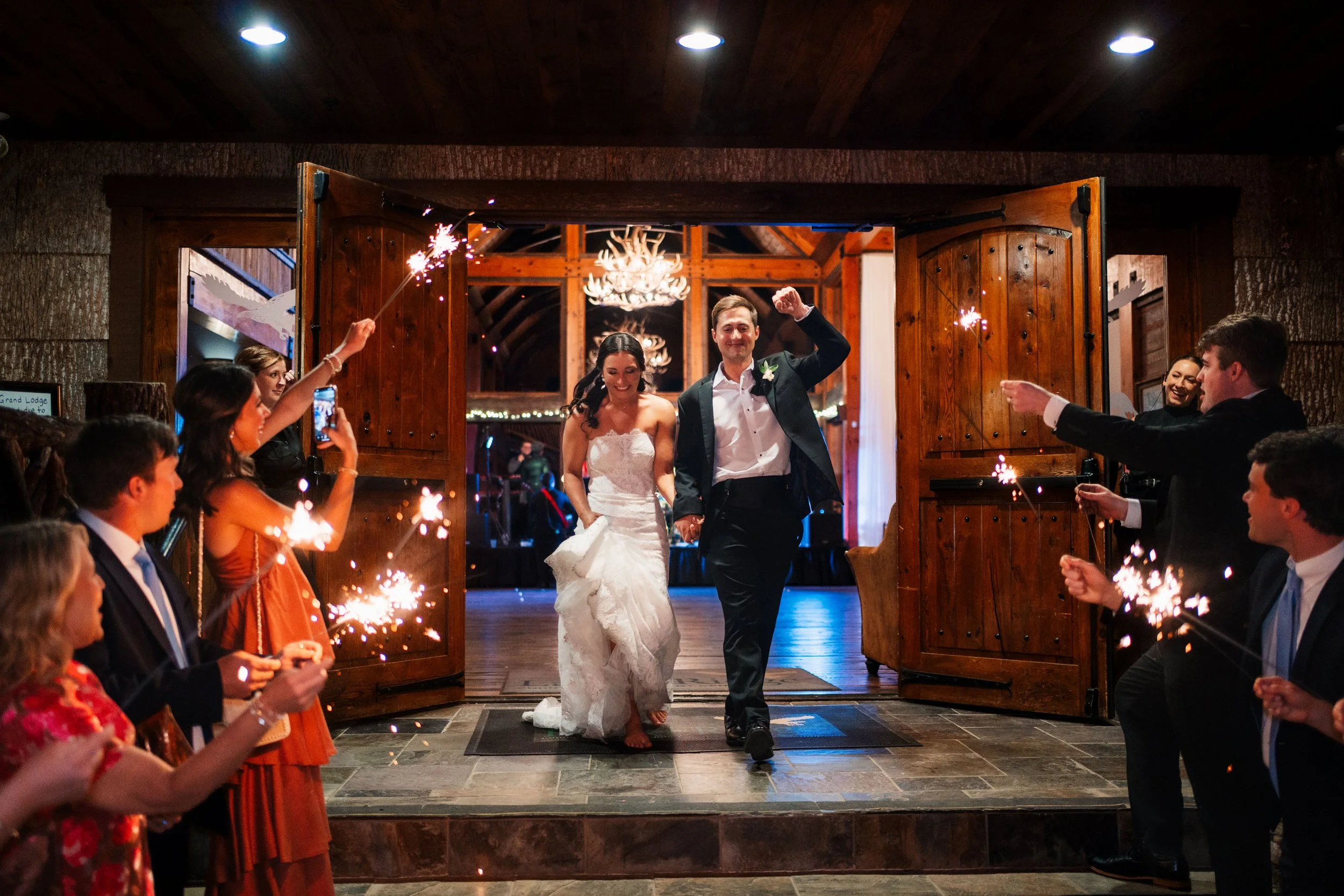 Laurel Ridge Country Club | Spring Wedding in Waynesville | Emily + Rhett