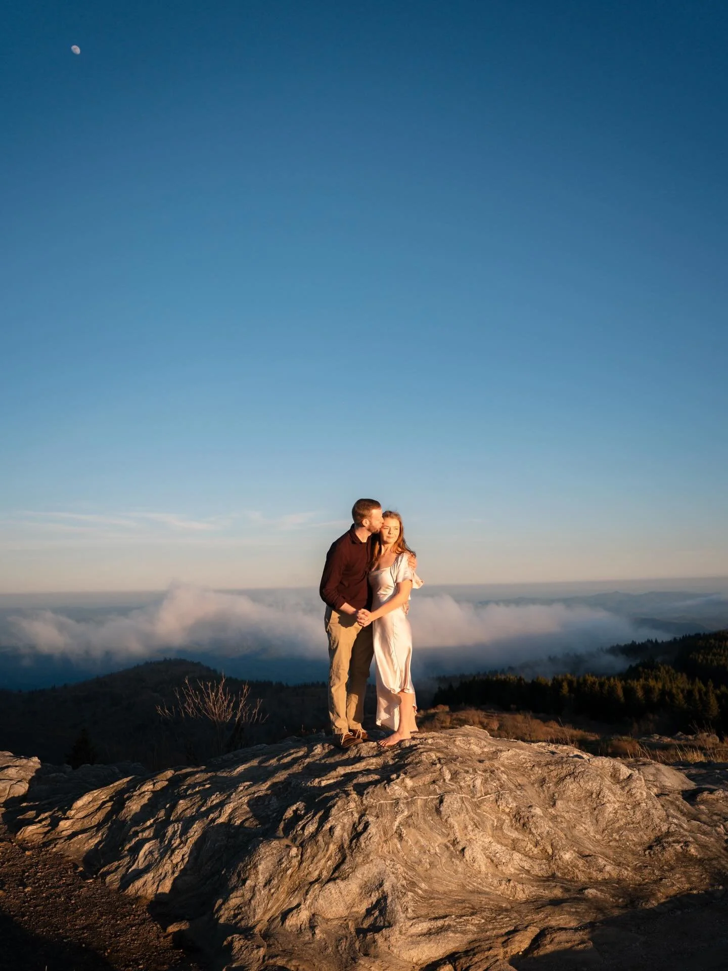 Katy + Brian 💕 Can&rsquo;t wait to capture your wedding at @nantahalaweddings this summer!
.
.
.
#sunsetengagement #wnc #mountainlove