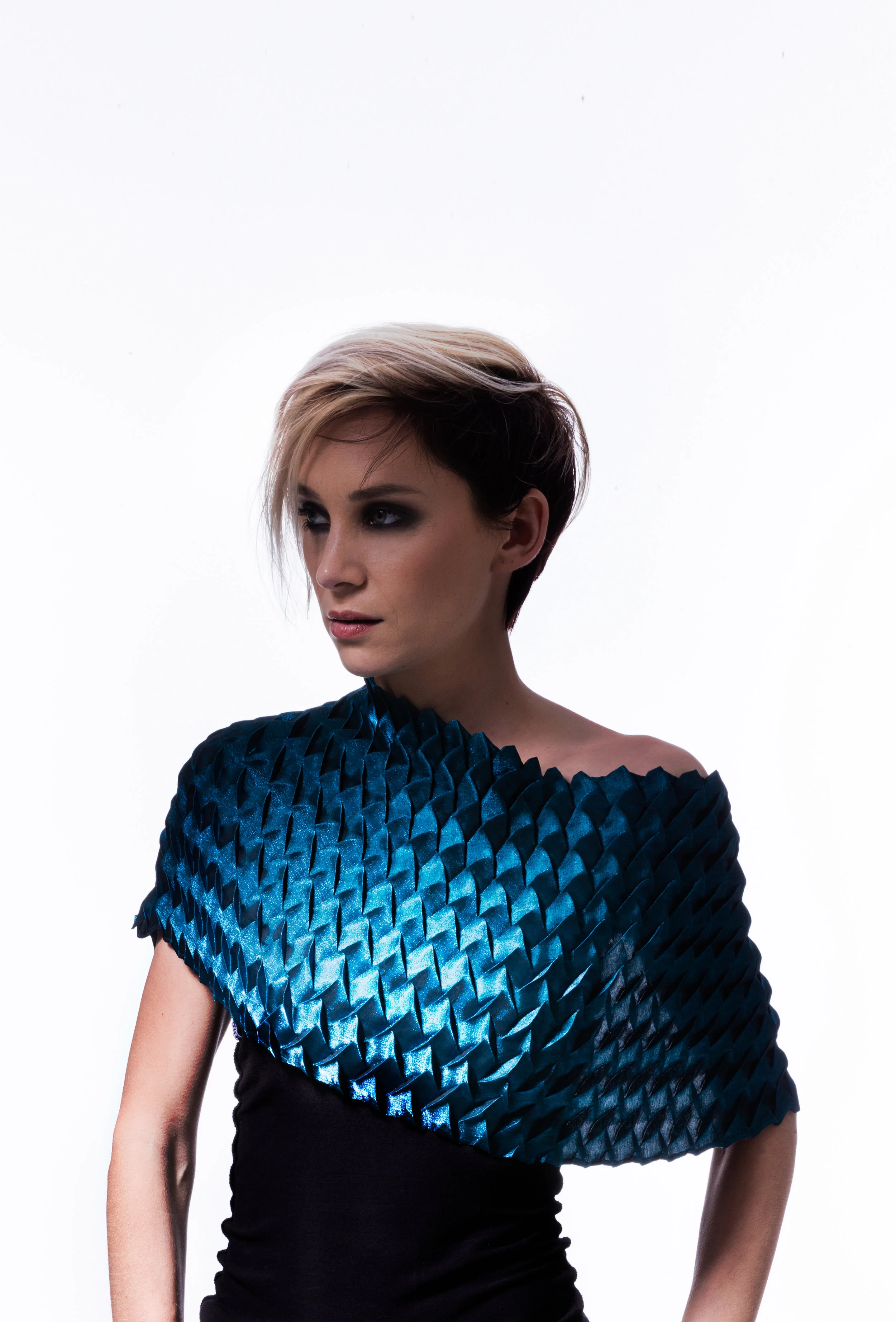 Nabila Pleat Scarf33526-Edit 2.jpg