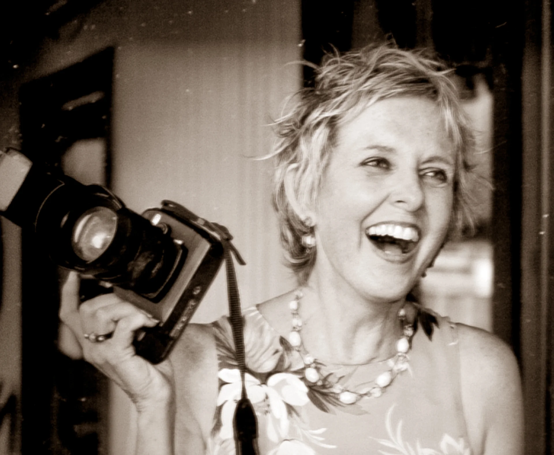 Jeannie O’Connor photographing .
