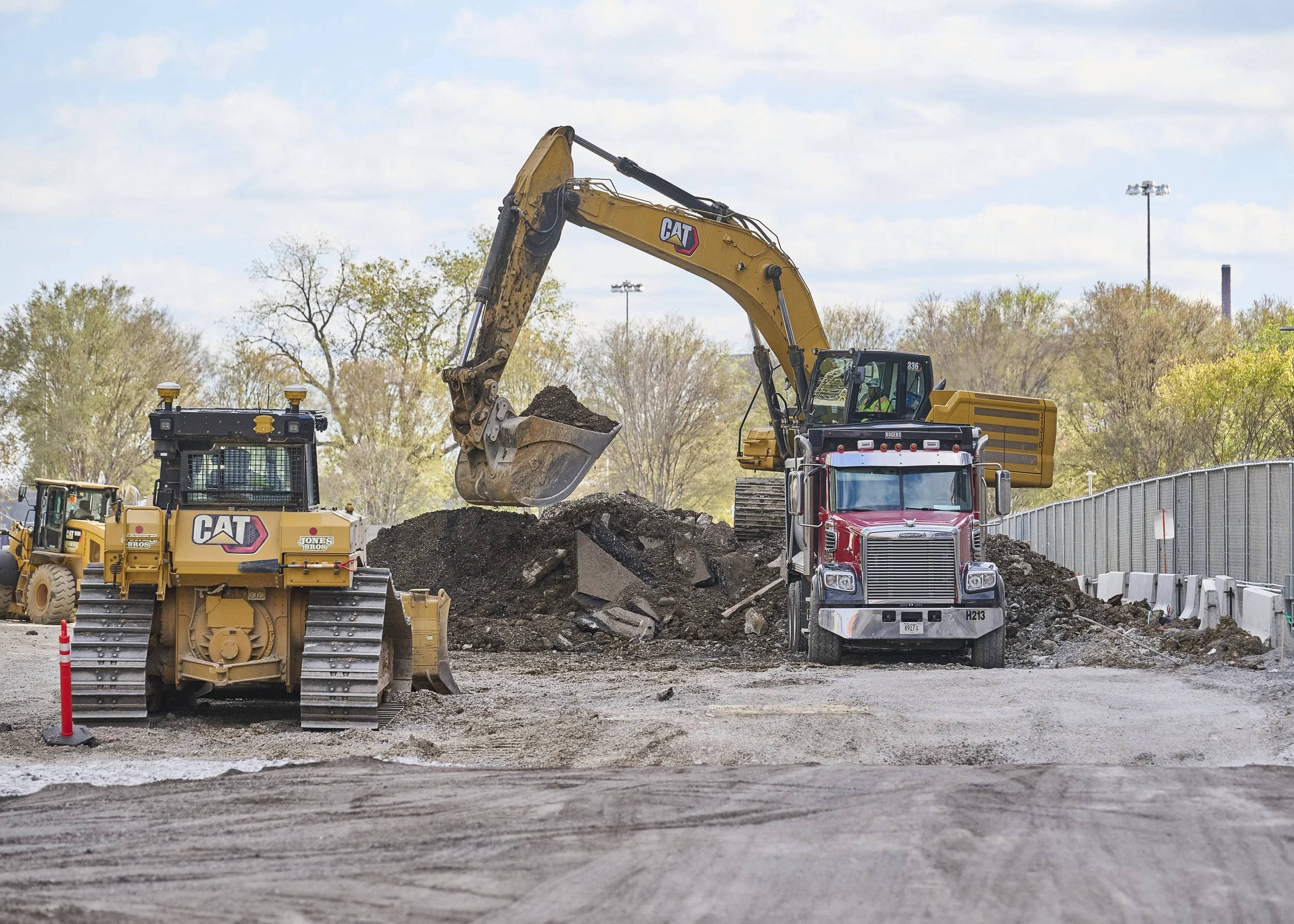 2024.11.21 Nissan Stadium Construction Site_431.jpg