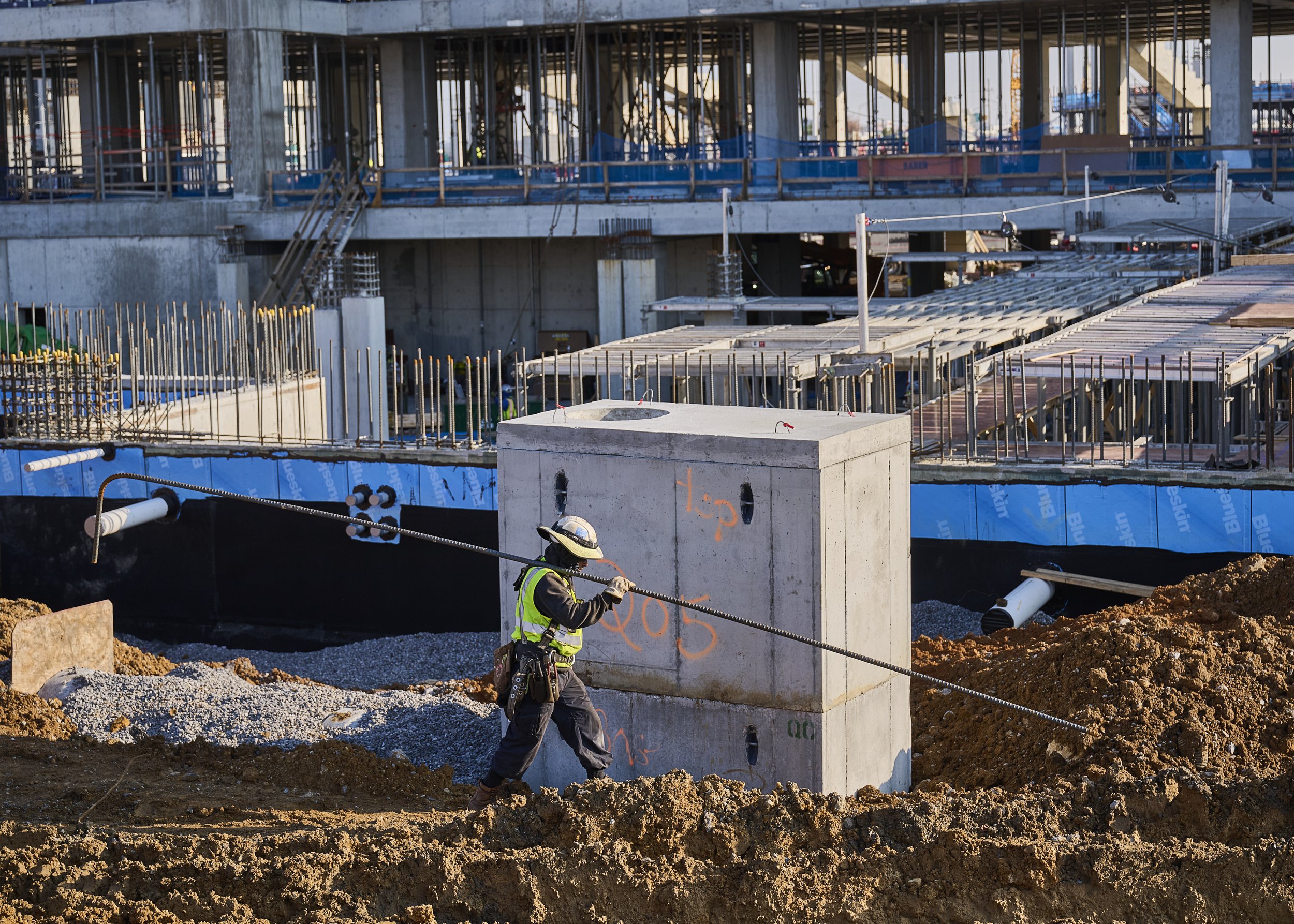2024.12.19 Nissan Stadium Construction Site_075.jpg