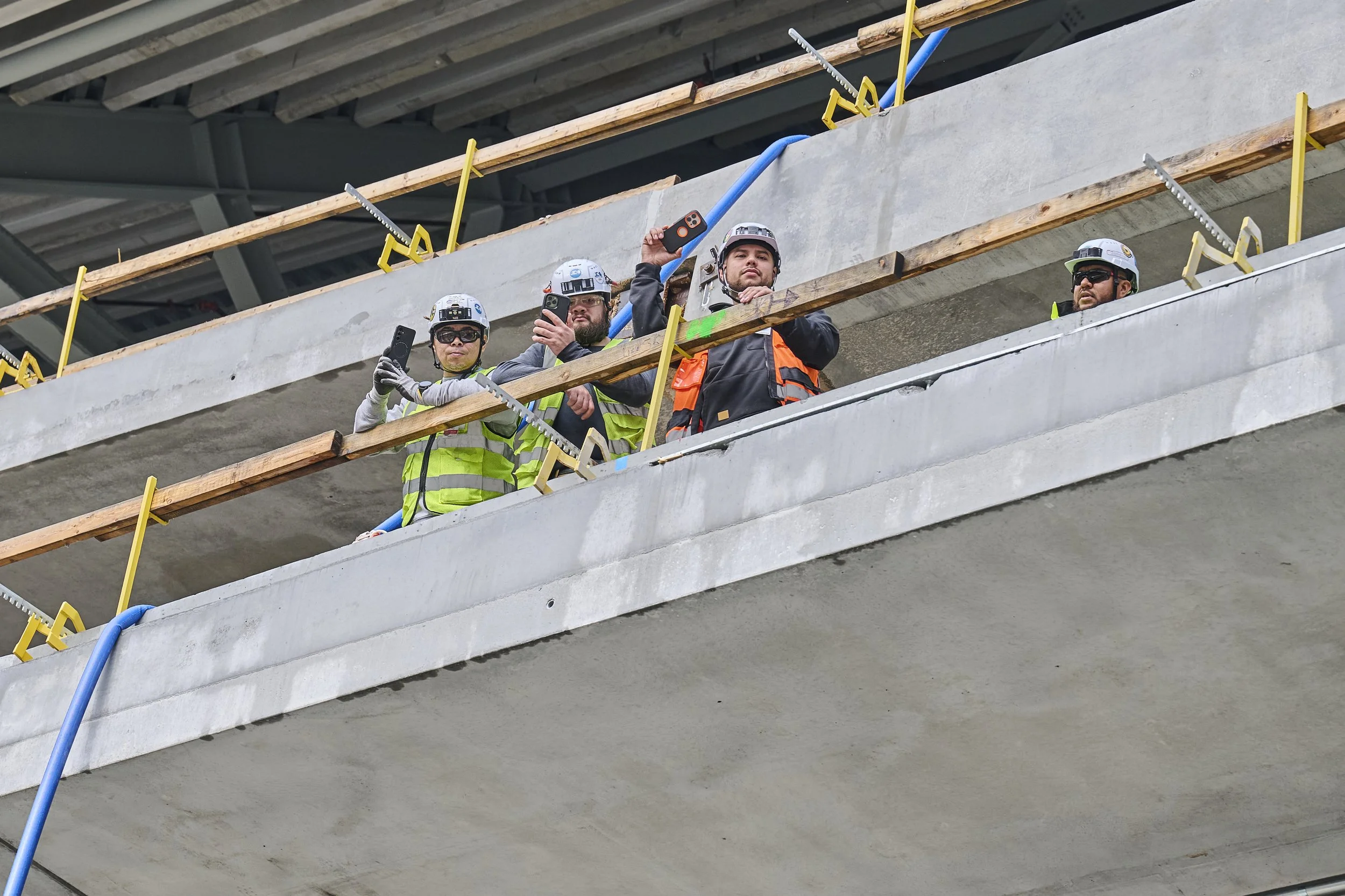 2025.11.21 New Nissan Stadium Steel Topping Out_885.jpg
