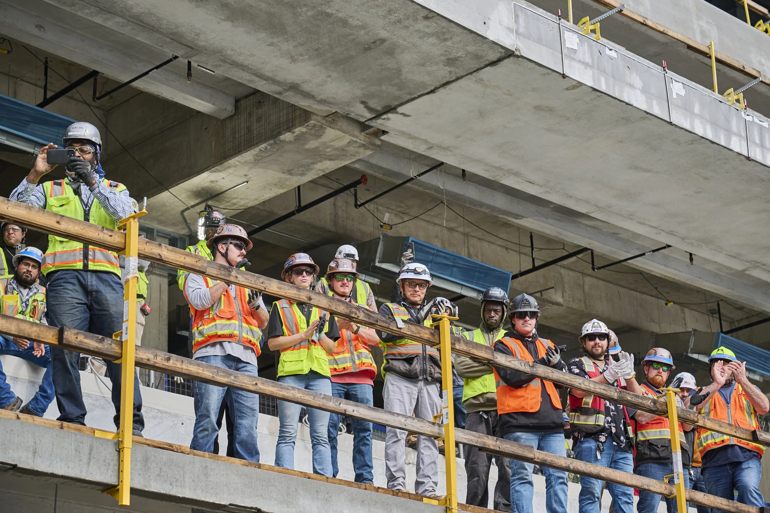 2025.11.21 New Nissan Stadium Steel Topping Out_986.jpg