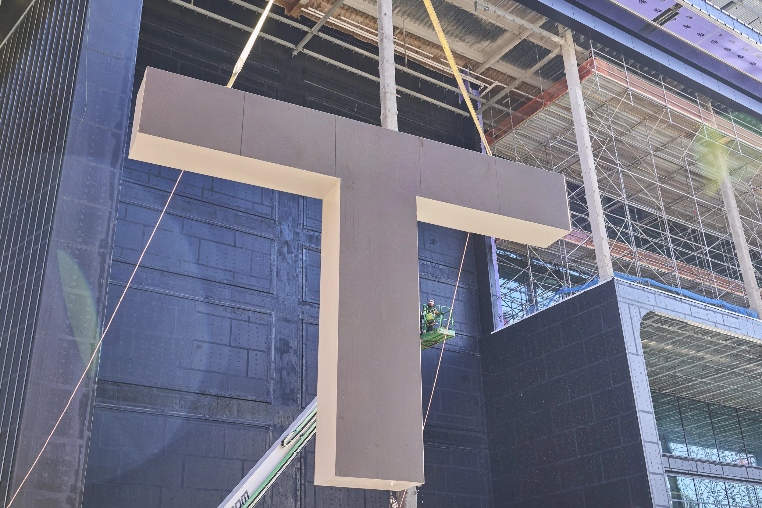 2025.12.19 Nissan Stadium Construction Site_069.jpg