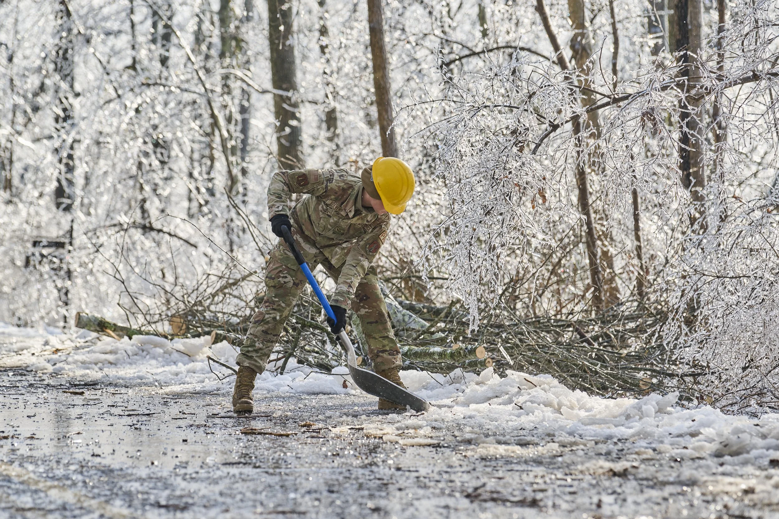 2026.01.29 Ice Storm Daytime_326.jpg