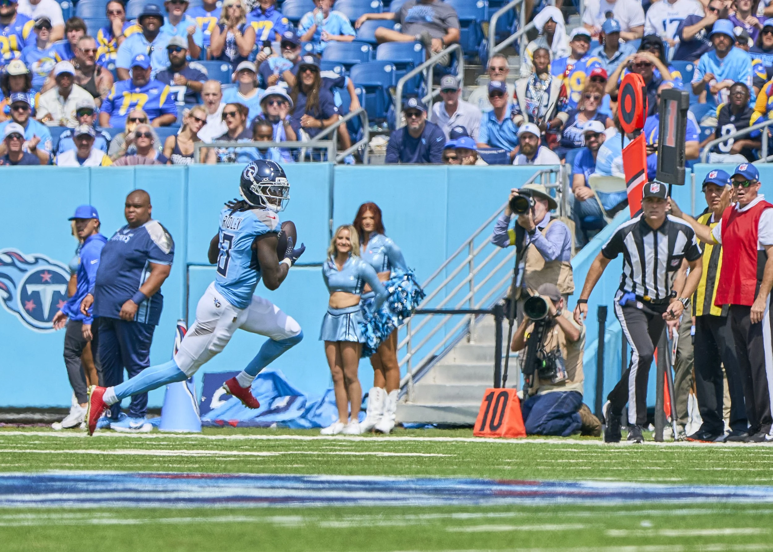 2025.09.14 Titans Home Opener Sony_1266.jpg