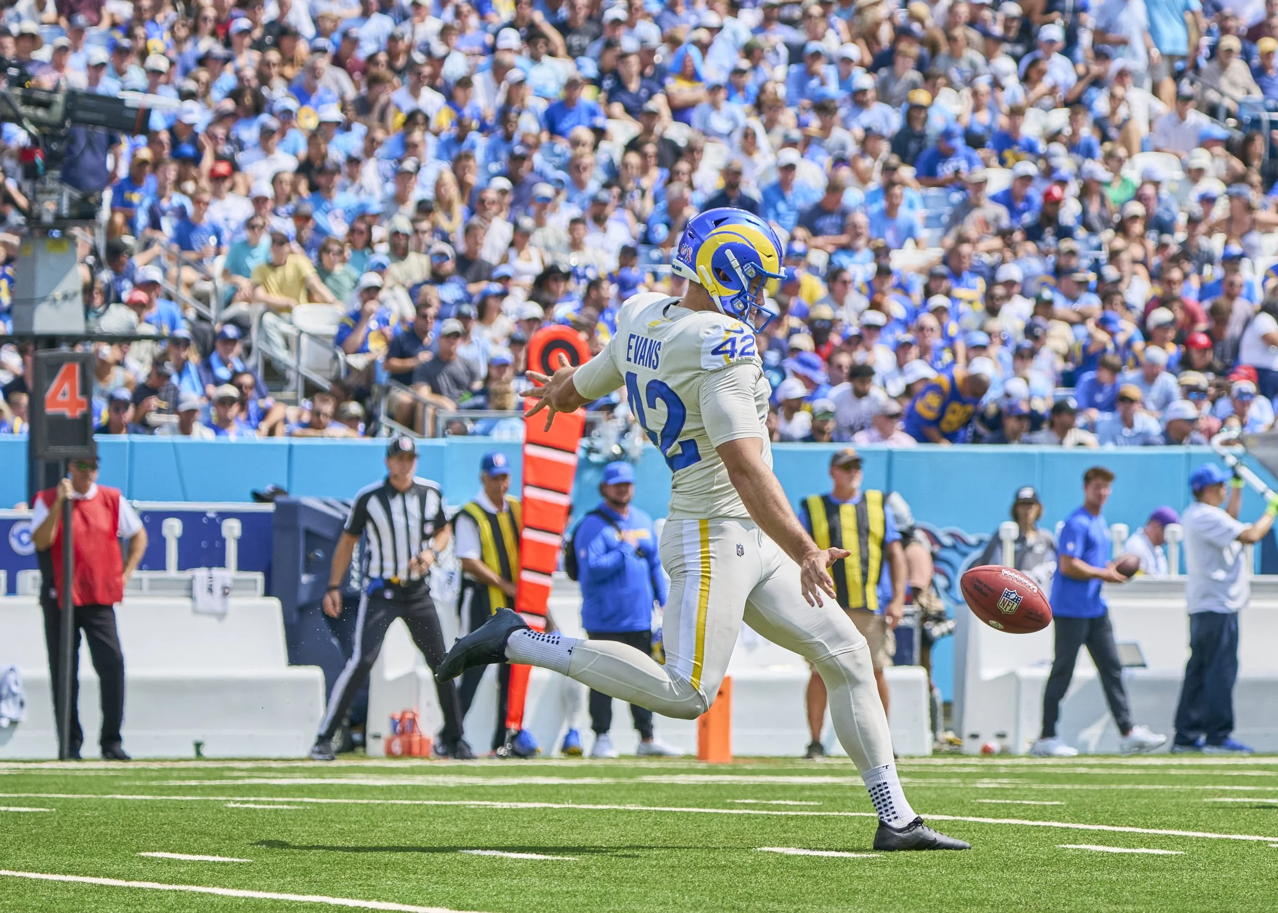 2025.09.14 Titans Home Opener Sony_1079.jpg