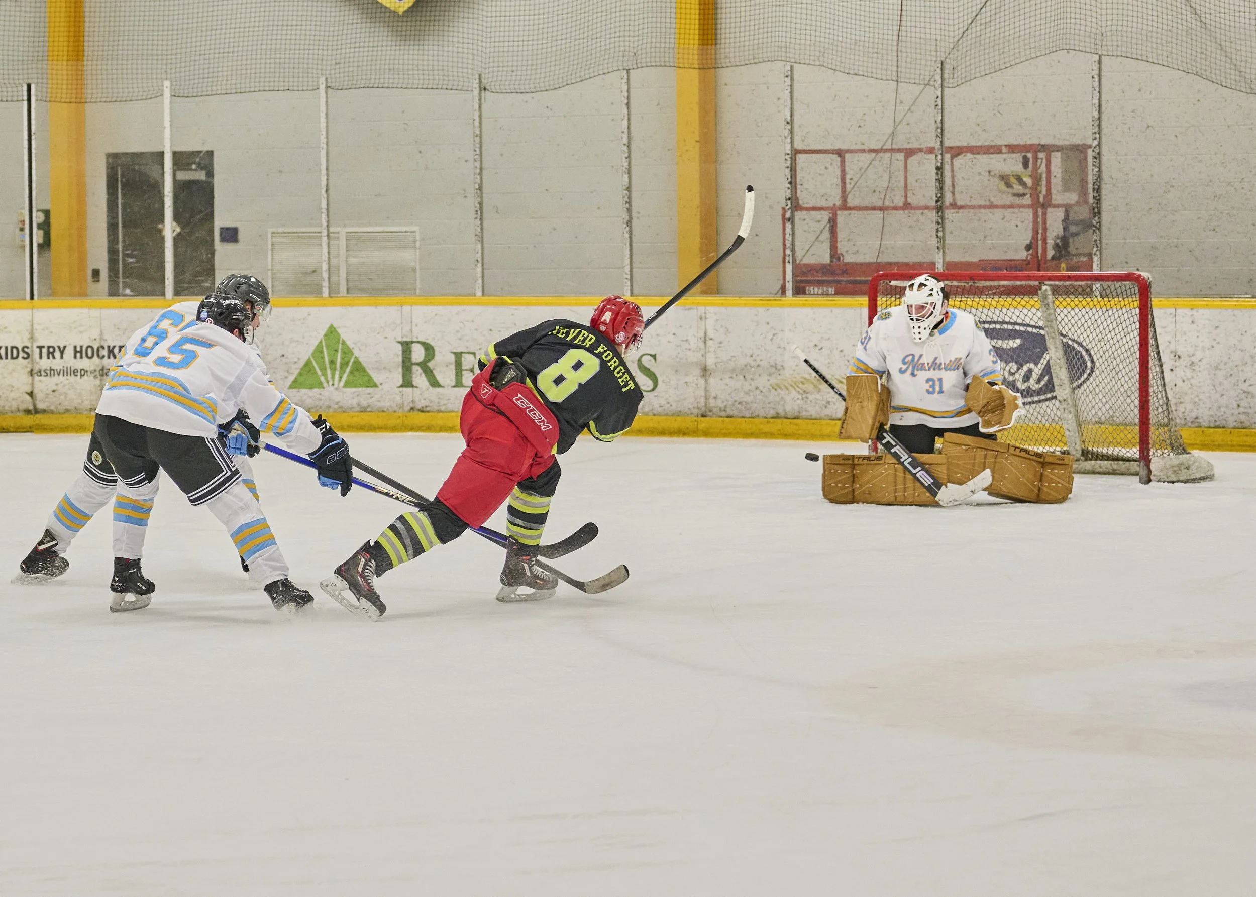 2025.04.12 MNPD vs NFD Hockey Game_1585.jpg