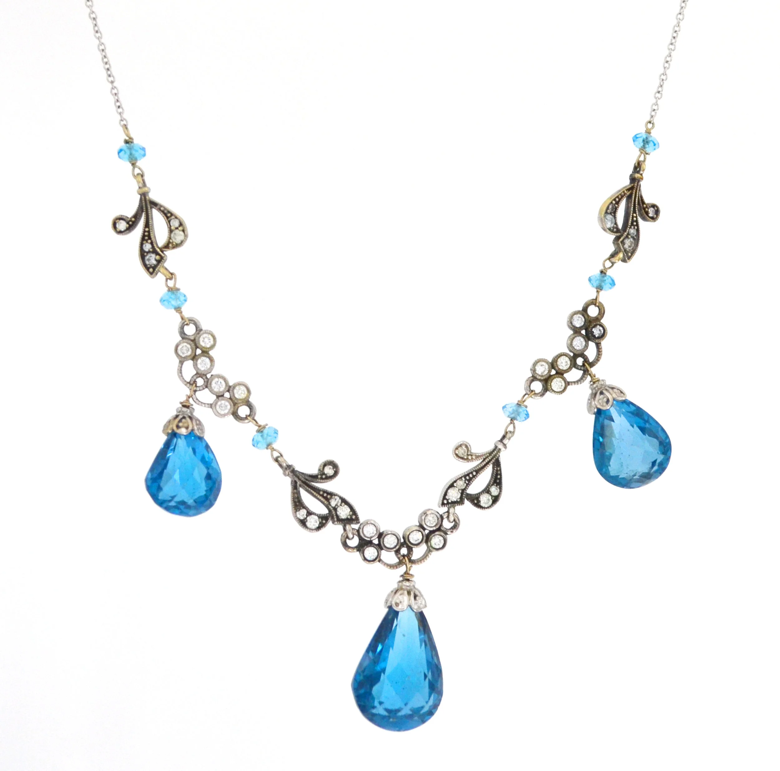 14-18k White Gold London Blue Topaz Necklace