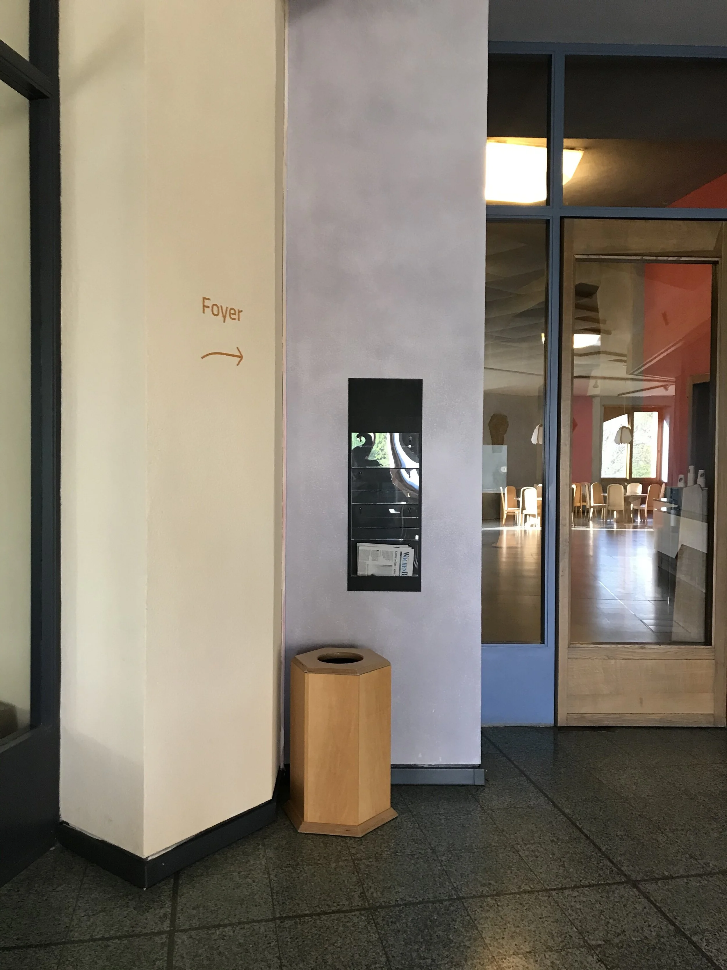 Wandelhalle-Foyer.jpeg