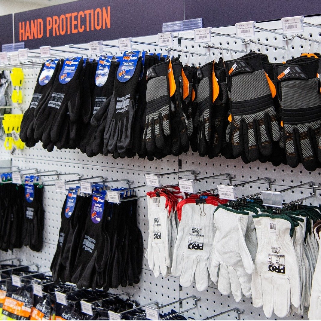 Need safety glove? You're in good hands. 

Whether you and your crew are outside working, inside the workshop or underground in the mine, we've got you covered with trade quality gloves and other PPE and safety gear.