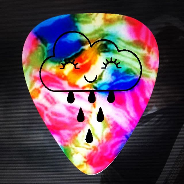 I finally got my own personal guitar pics made 🌈 #breezy