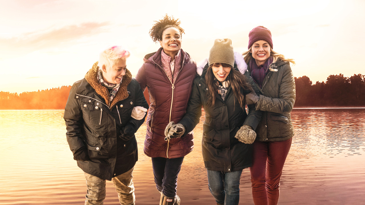 DOLLY PARTON'S “HEARTSTRINGS”